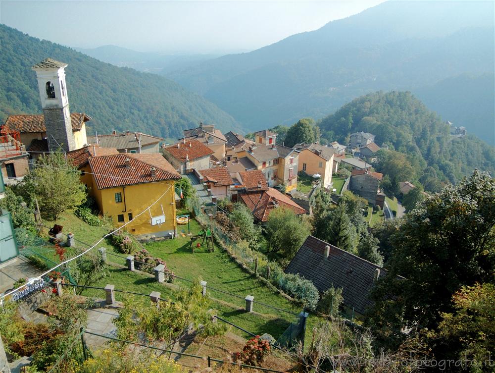 Campiglia Cervo (Biella) - La frazione Oriomosso vista dall'alto